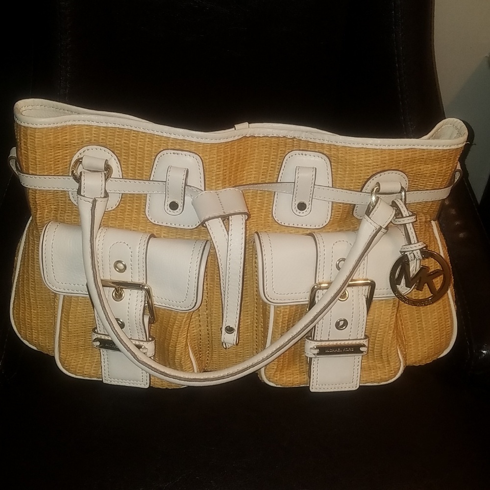 Michael kors satchel